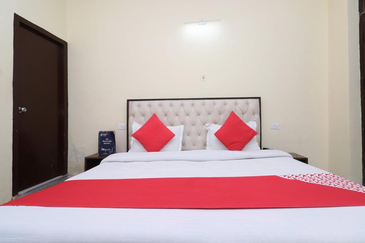 Oyo Hotel Ayaan Bareilly Eksteriør bilde