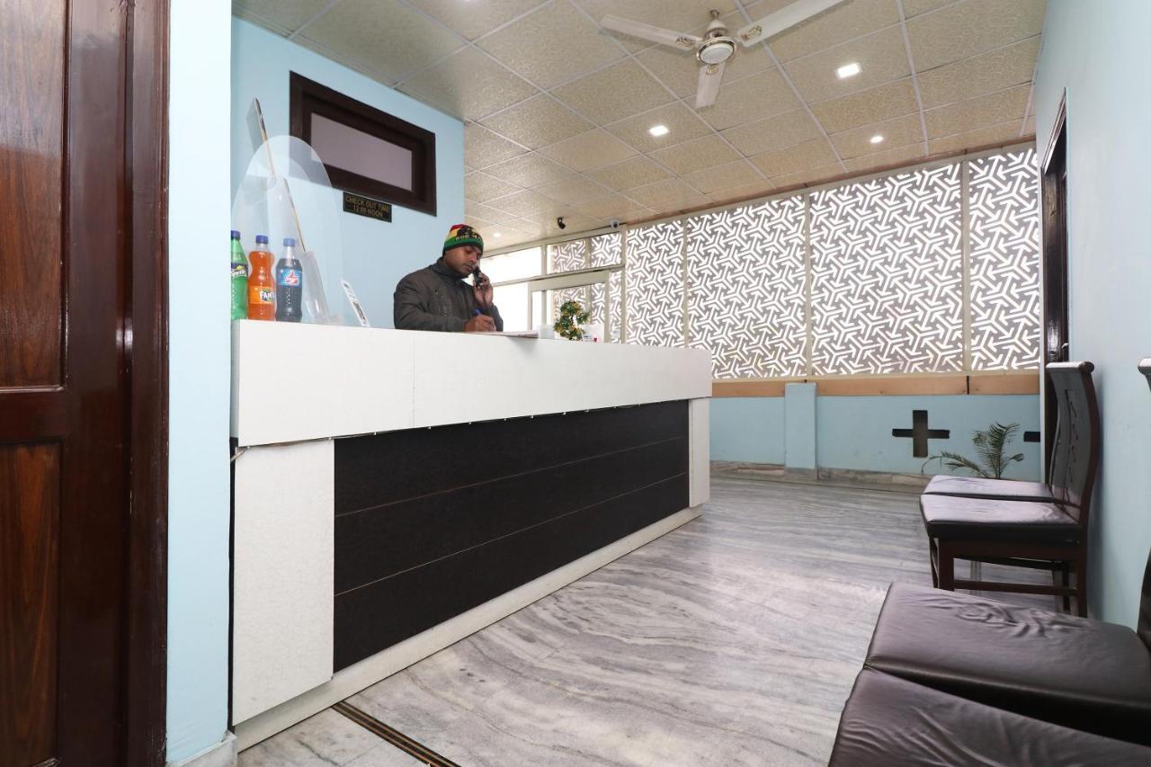 Oyo Hotel Ayaan Bareilly Eksteriør bilde