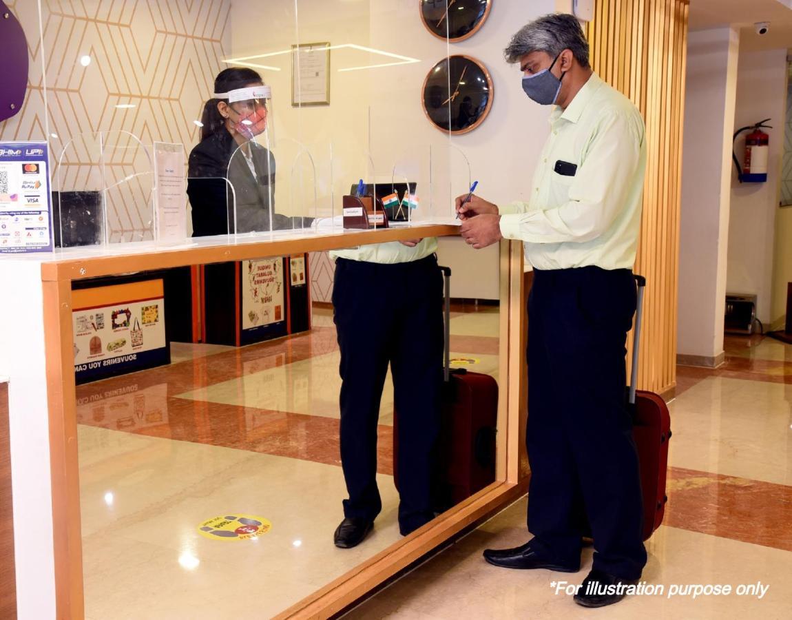 Oyo Hotel Ayaan Bareilly Eksteriør bilde